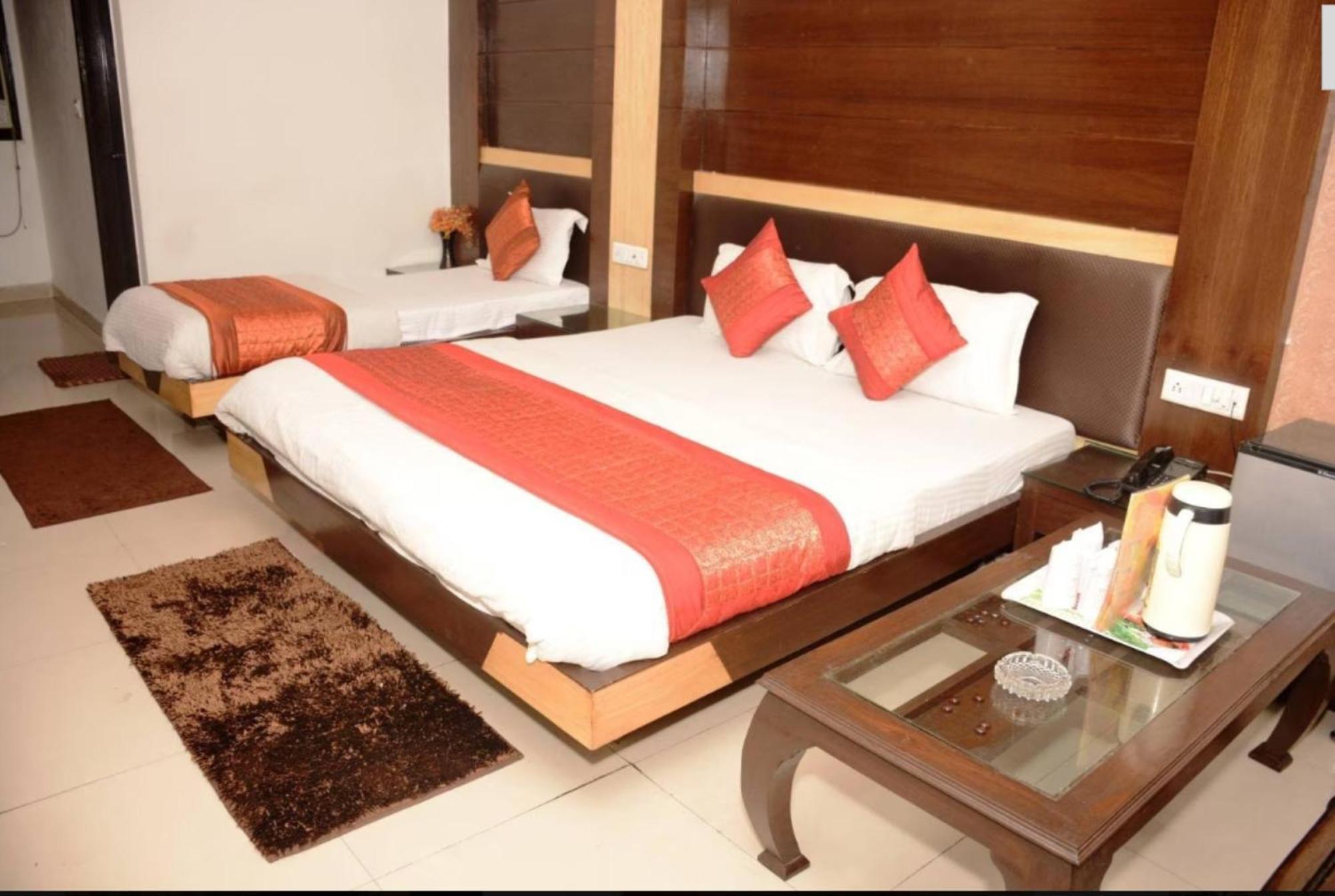 Capital O 6408 Hotel Delhi Heart Nowe Delhi Zewnętrze zdjęcie
