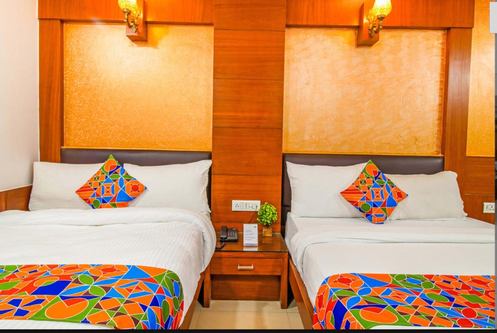 Capital O 6408 Hotel Delhi Heart Nowe Delhi Zewnętrze zdjęcie