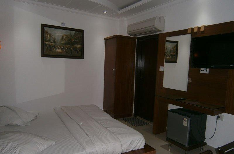 Capital O 6408 Hotel Delhi Heart Nowe Delhi Zewnętrze zdjęcie