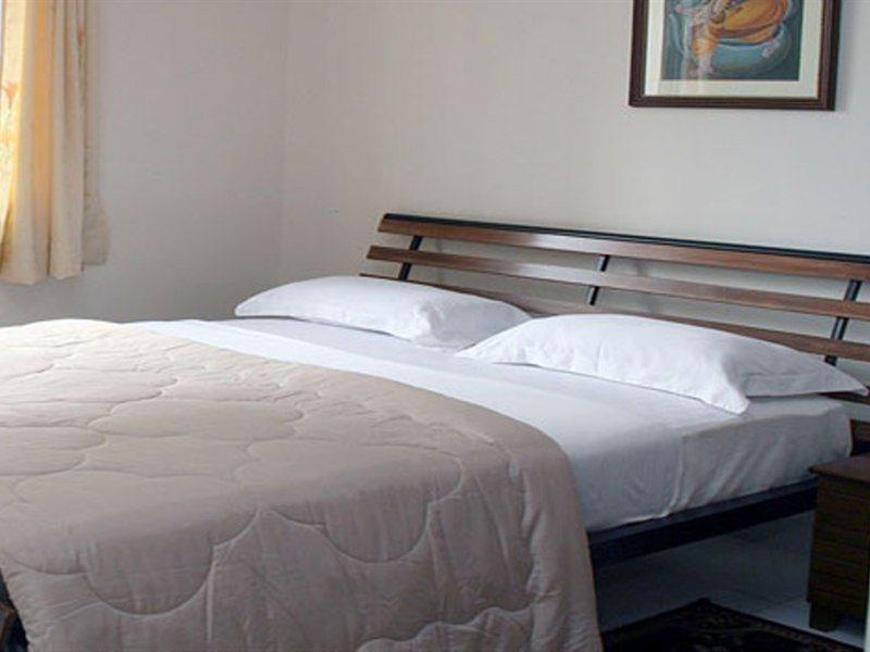 Capital O 6408 Hotel Delhi Heart Nowe Delhi Zewnętrze zdjęcie