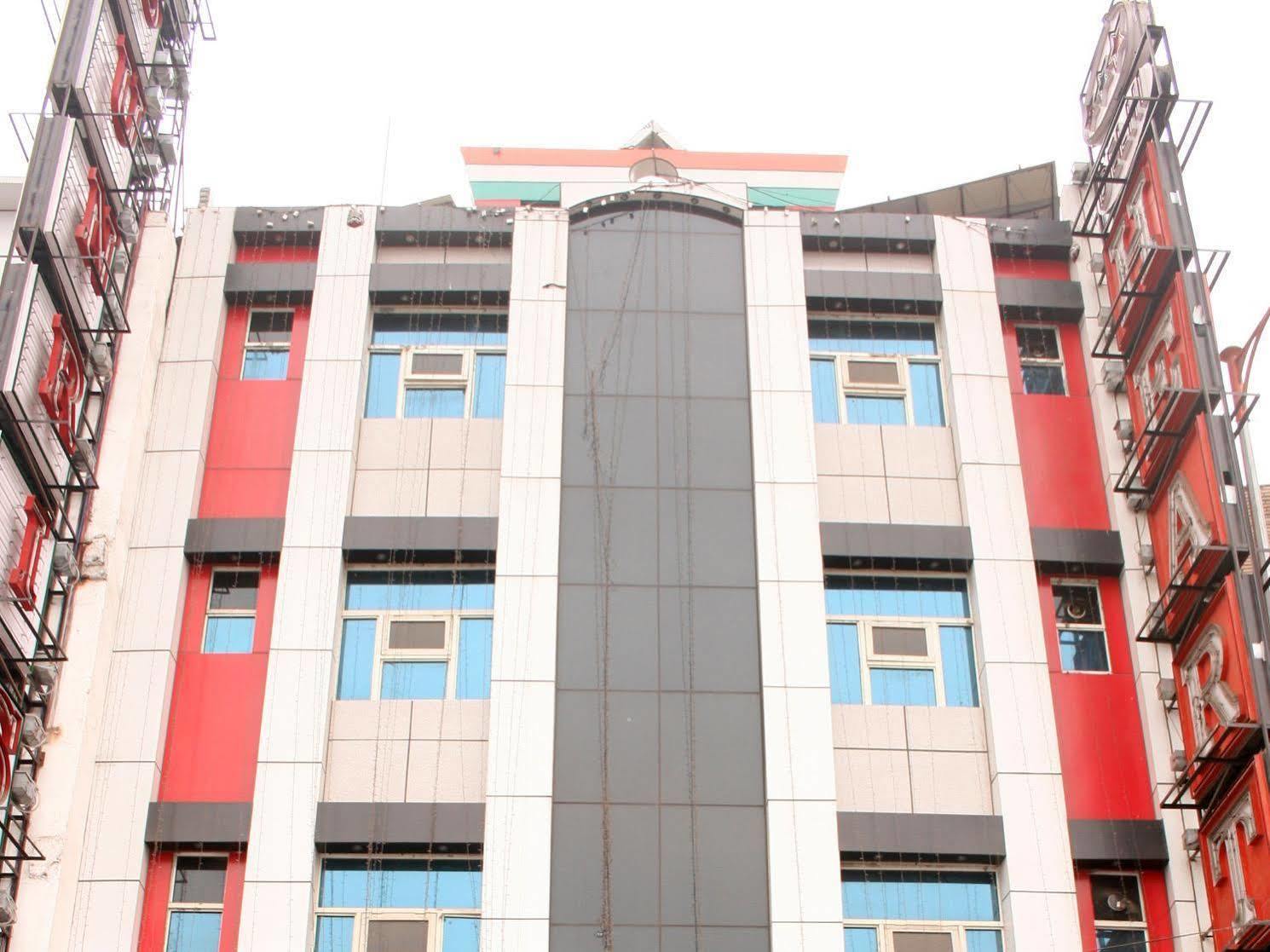 Capital O 6408 Hotel Delhi Heart Nowe Delhi Zewnętrze zdjęcie